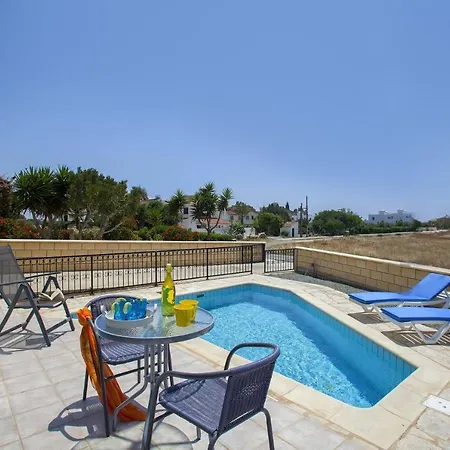 How To Rent Your Own Villa With Fantastic Private Pool, Ayia Napa Villa 1368 Vilă
